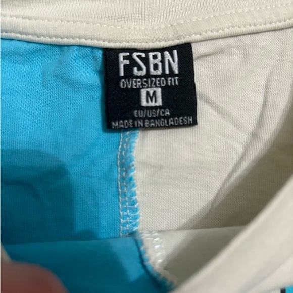 Blue&White College Graphic Tee Oversized Medium - Picture 3 of 5